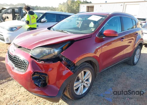 2017 Kia Sportage Lx z USA, uszkodzony, nr VIN KNDPMCAC1H7113455